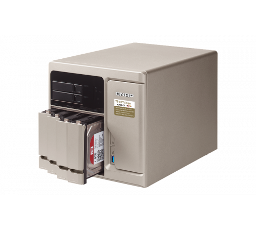 QNAP TS-677 (TS-677-1600-8G) Сетевой накопитель