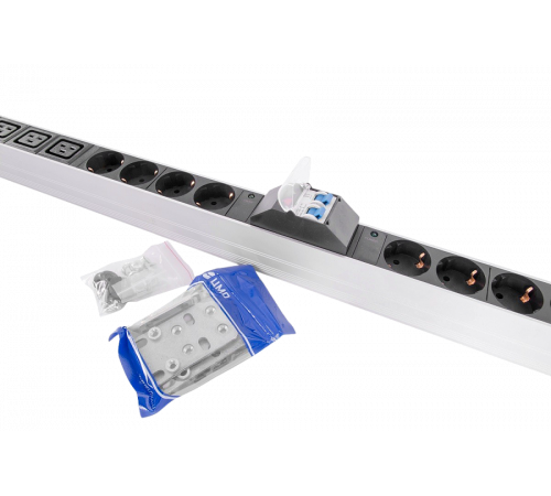 ЦМО R-32-2X(10S-6C19-A-AM)-1820-K Блок силовых розеток